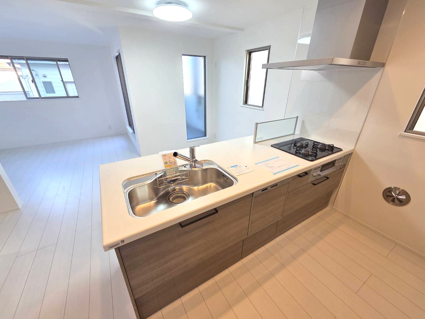 栗原中央４丁目 - 2