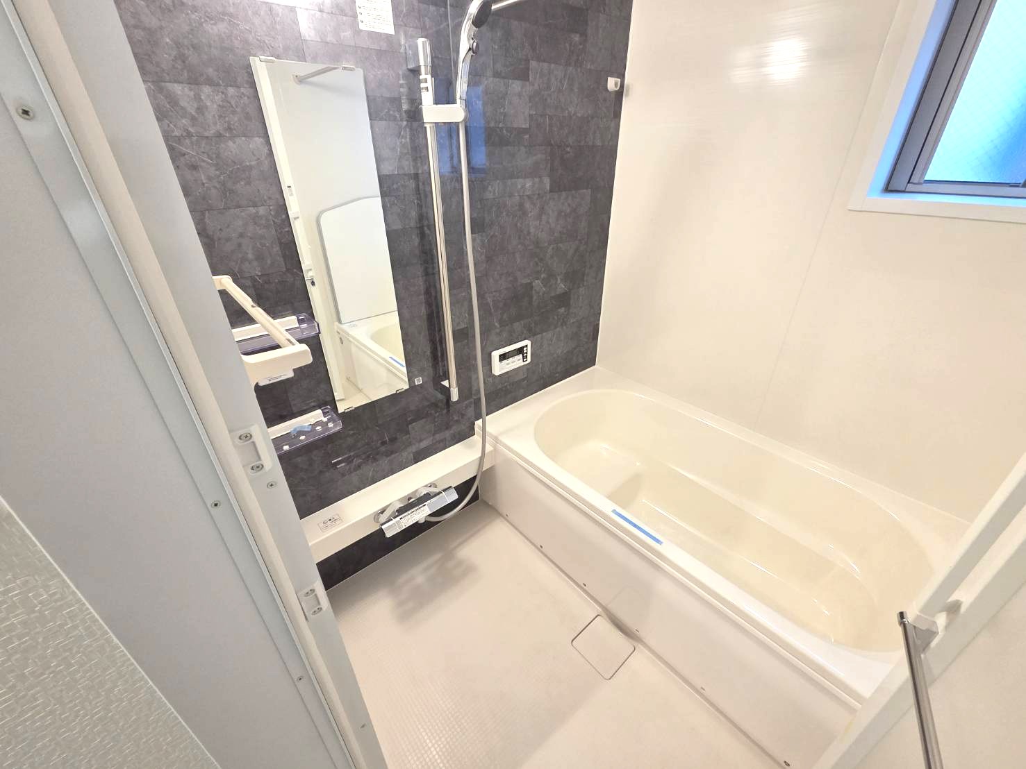 栗原中央４丁目 - 4